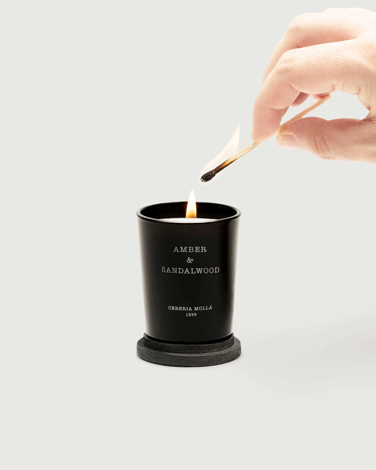 Candela Ambra e Sandalo 70G